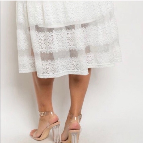 Lacey White Skirt - Picture 2 of 3